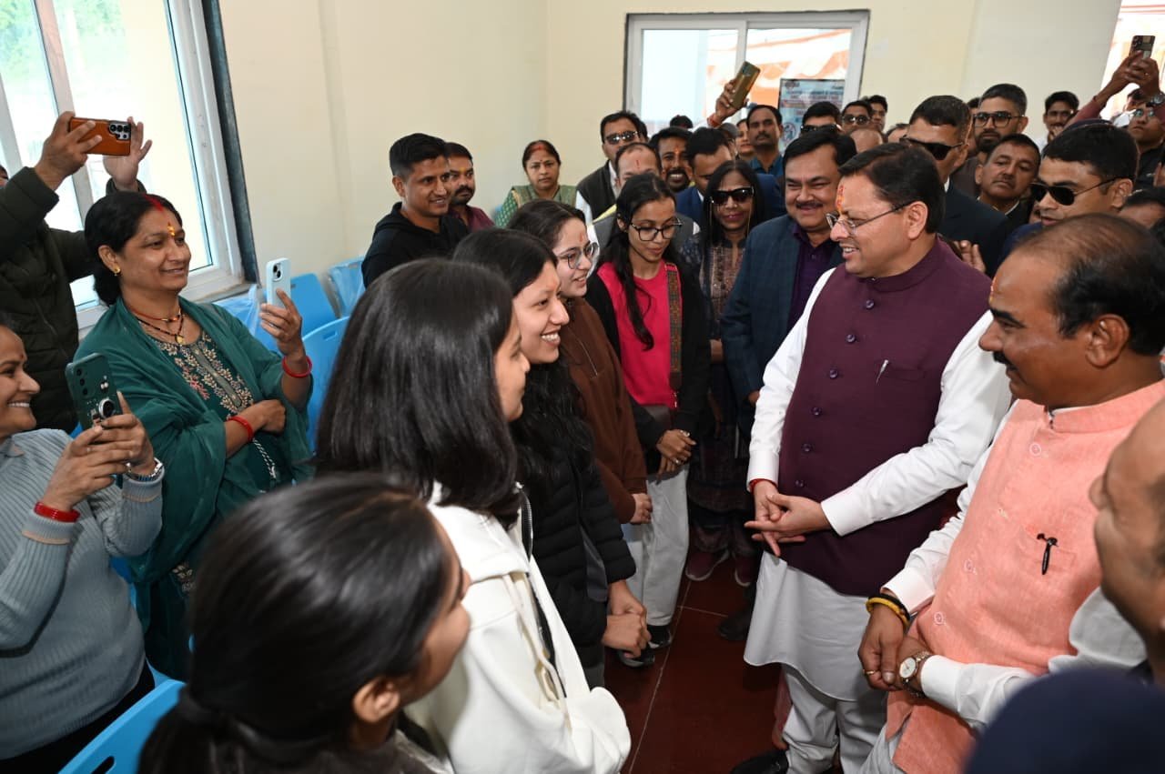 1792928272_476_मुख्यमंत्री-धामी-ने-किया-पिथौरागढ़-मेडिकल-कॉलेज-का-स्थलीय-निरीक्षण.jpeg