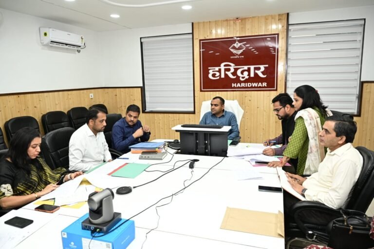 1793201206_252_कुंभ-2027-में-देव-डोलियों-की-भव्य-शोभायात्रा-और-गंगा-स्नान.jpeg