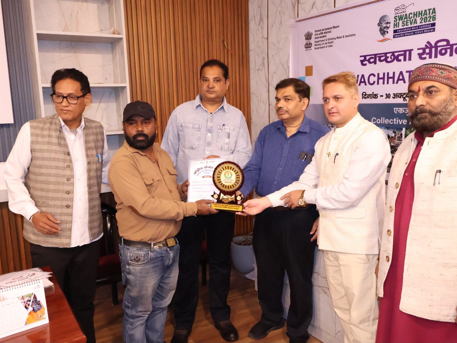 1793355349_519_‘स्वच्छता-अभियान-60-के-अंतर्गत-केंद्रीय-संचार-ब्यूरो-देहरादून-ने.jpeg