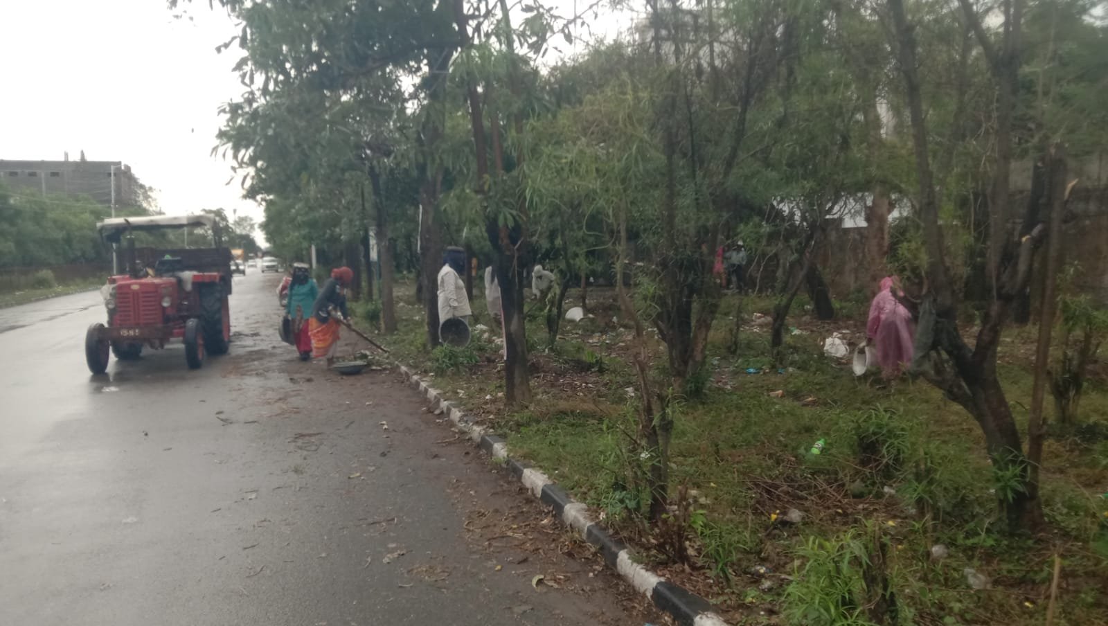 1793361002_208_मुख्यमंत्री-के-निर्देशों-के-क्रम-में-कुंभ-मेलाधिकारी-श्रीमती-सोनिका.jpeg