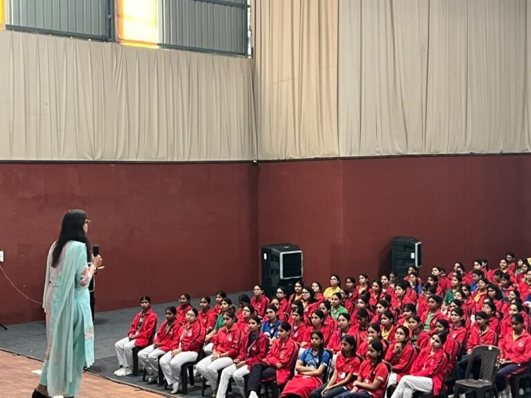 1793462513_610_जिलाधिकारी-ने-की-अमृत-20-के-तहत-जीआईएस-आधारित-मास्टर.jpeg