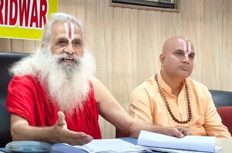 अमेरिकन-आश्रम-प्रबंधक-द्वारा-लगाए-गए-आरोपों-को-बाबा-हठयोगी.jpeg