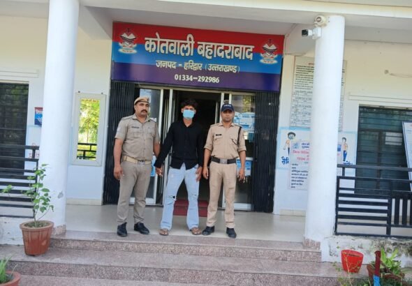 दुष्कर्म-एवं-पॉक्सो-अधिनियम-के-मुकदमे-में-वांछित-को-बहादराबाद.jpeg
