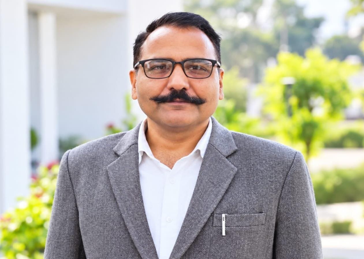 मुख्यमंत्री-के-निर्देश-पर-जिलाधिकारी-ललित-मोहन-रयाल-सख्त-जनपद.jpeg