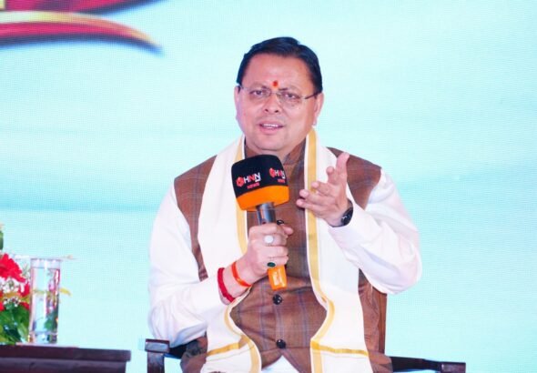 मुख्यमंत्री-धामी-ने-देहरादून-आईएसबीटी-पर-आयोजित-कार्यक्रम-‘उत्तराखंड-उदय.jpg