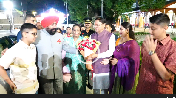 मुख्यमंत्री-धामी-ने-राज्यपाल-लेफ्टिनेंट-जनरल-गुरमीत-सिंह-से-नि.png