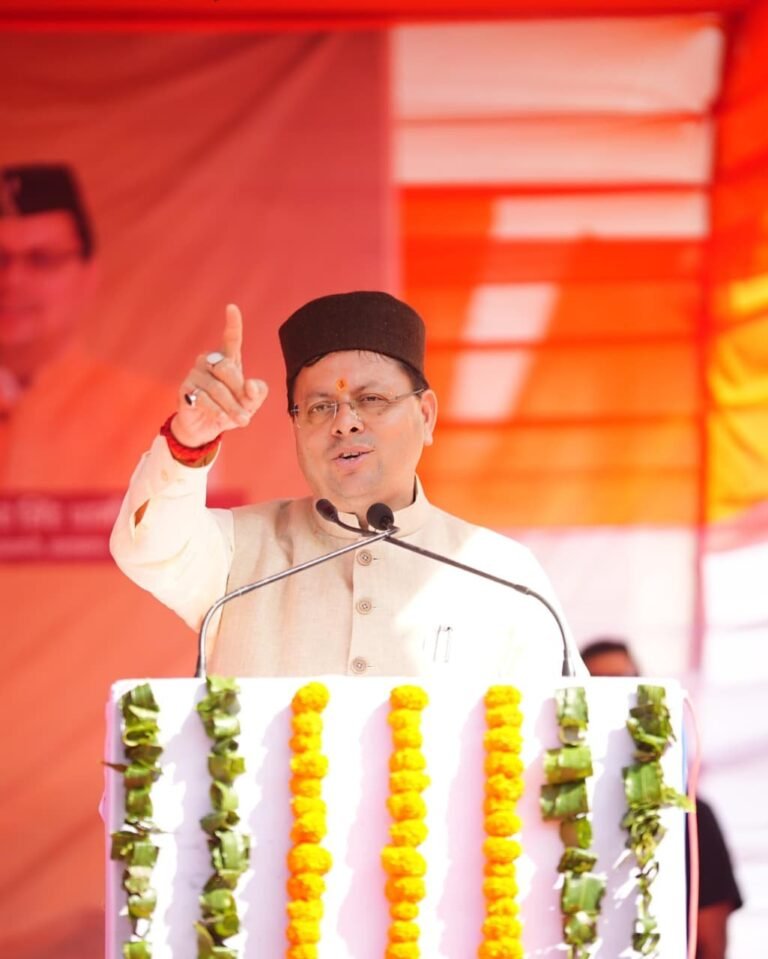 मुख्यमंत्री-पुष्कर-सिंह-धामी-ने-दो-अग्निवीरों-के-40वीं-वाहिनी.jpeg