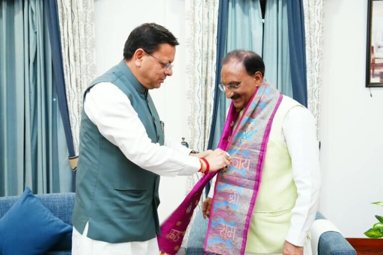 मुख्यमंत्री-श्री-पुष्कर-सिंह-धामी-से-पूर्व-केंद्रीय-मंत्री-डॉ.jpg