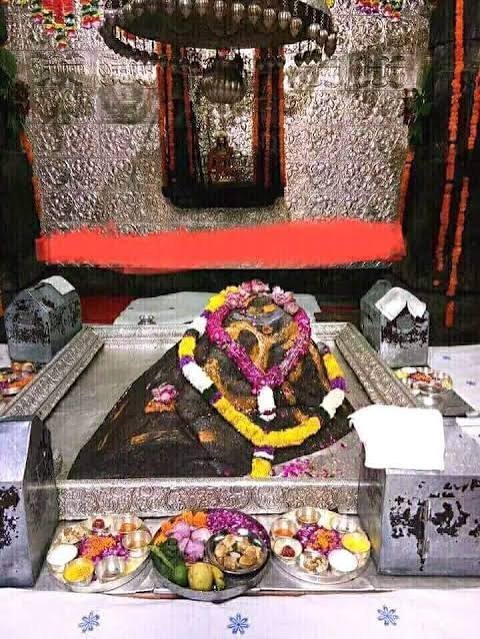 सचिव-कार्मिक-एवं-सतर्कता-नवनीत-पांडेय-ने-किए-बाबा-केदार.jpg
