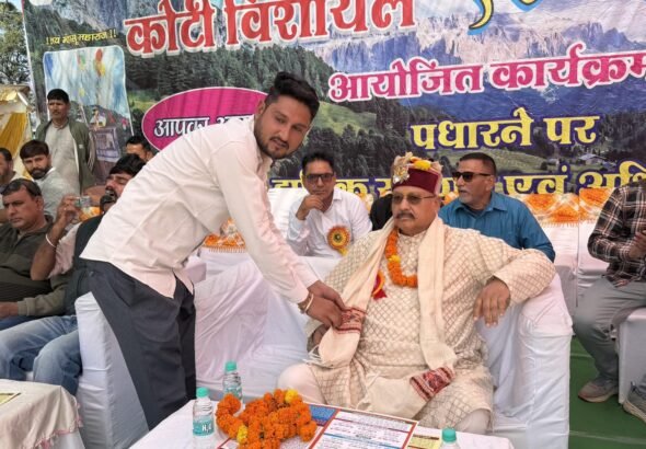 सिमोग-में-दशहरा-पर्व-समारोह-में-शामिल-हुए-संस्कृति-मंत्री.jpeg